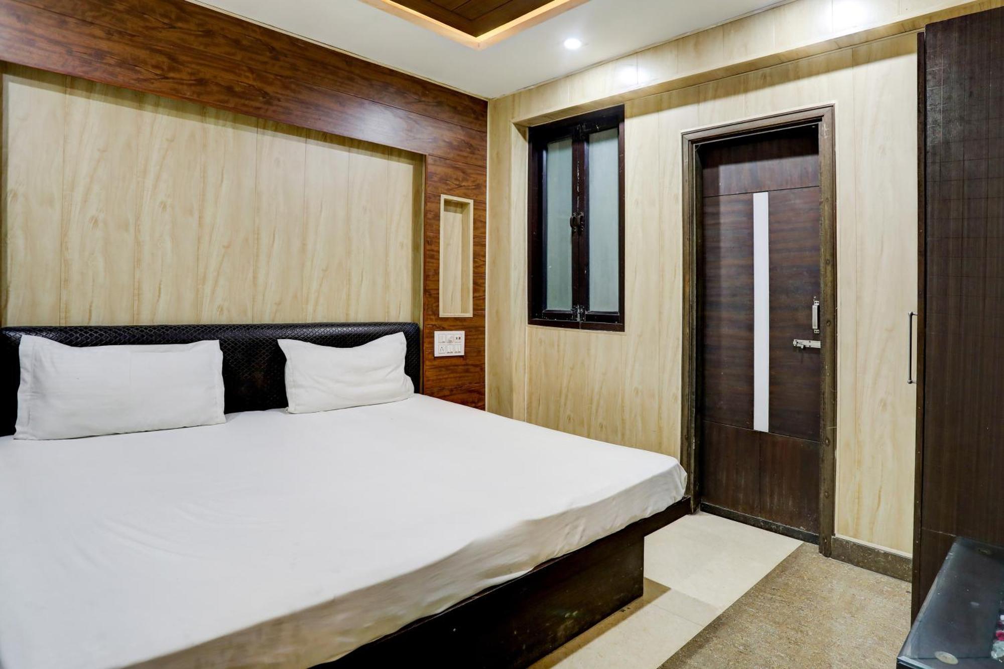 Hotel O Hcn Лудхиана Экстерьер фото